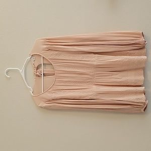 Size M pink long-sleeved American Eagle bohemian top